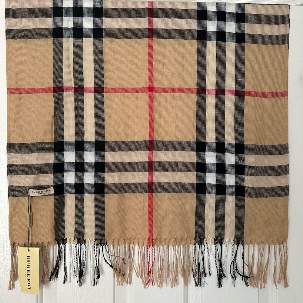 Burberry London Giant Check Scarf